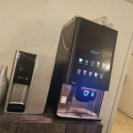 展苑4号酒店 伦敦 外观 照片