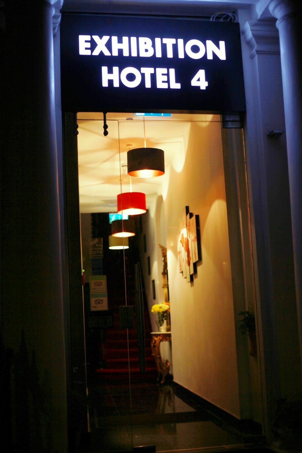 展苑4号酒店 伦敦 外观 照片
